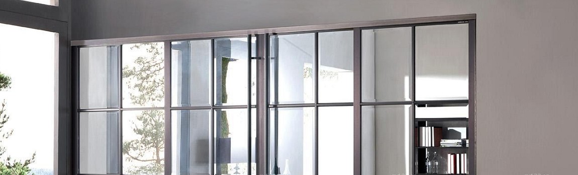 北桃竹隔間團隊在玻璃隔間施工現場