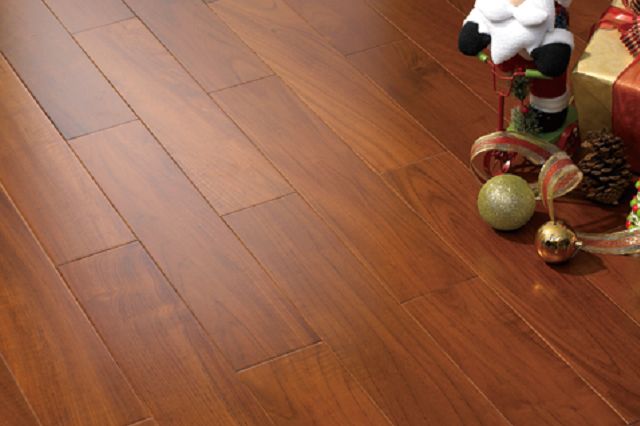 57塑膠地板施工案例：現代居家客廳塑膠地板