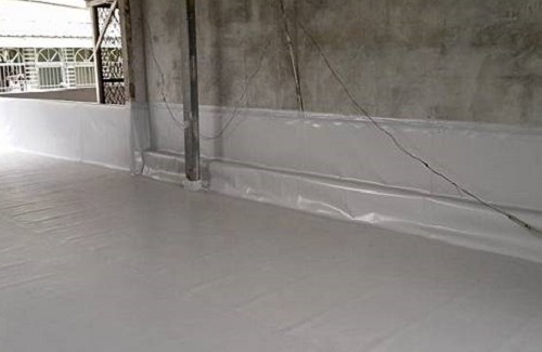 賴氏防水團隊進行浴室防水抓漏工程