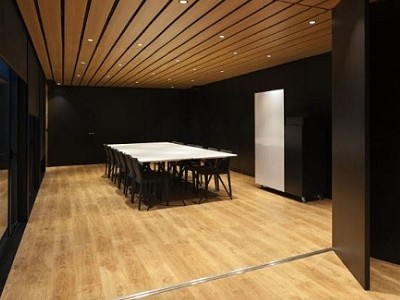 鋐哥地板在台中住宅鋪設的木紋卡扣地板效果圖