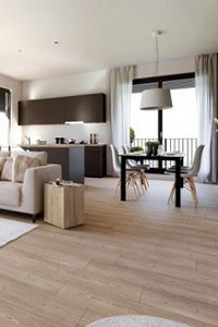 鋐哥地板完成的台中商用空間石塑地板裝潢